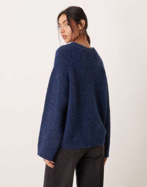 Exclusivité ASOS - Gina Tricot - Pull oversize en maille ultra-douce - Bleu foncé, 3 de 4