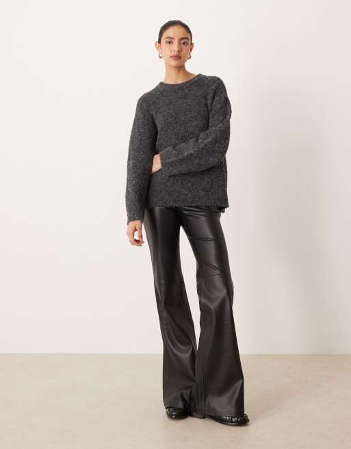 Exclusivité ASOS - Gina Tricot - Pull oversize en maille ultra douce - Gris chiné, 2 de 4