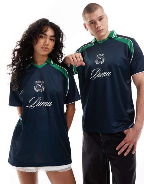 Exclusivité ASOS - PUMA - Archive - Maillot de football à imprimé rétro - Bleu marine et vert - view 1