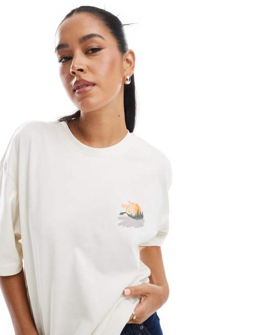 Exclusivité ASOS - The North Face - Mountain View - T-shirt oversize avec imprimé au dos - Blanc cassé, 4 de 4