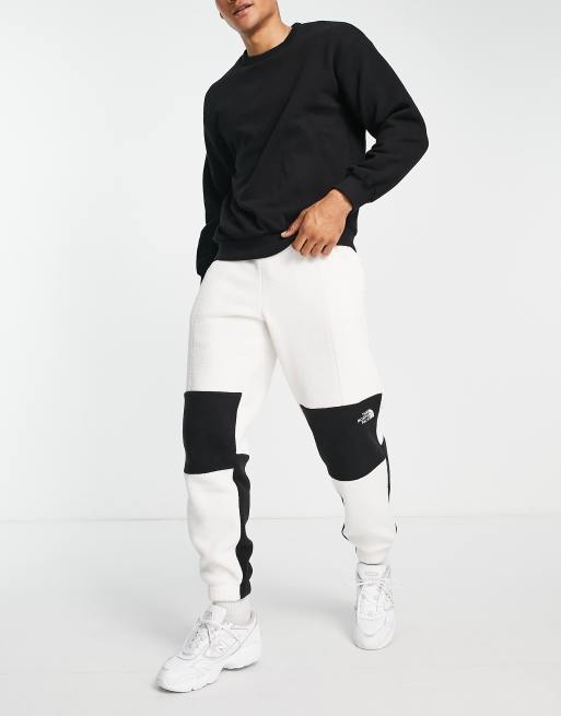 Exclusivité ASOS - The North Face - Shispare - Jogger en polaire épaisse -  Blanc cassé