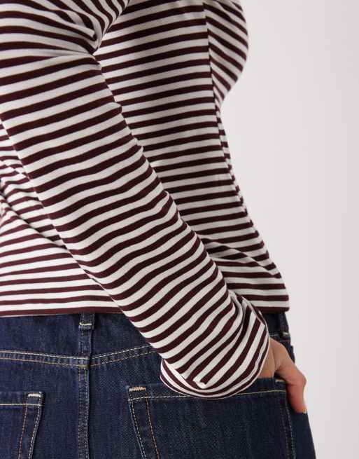 Exclusivité ASOS - Weekday - Annie - Top doux à rayures avec manches longues et encolure bateau - Bordeaux, 3 de 4