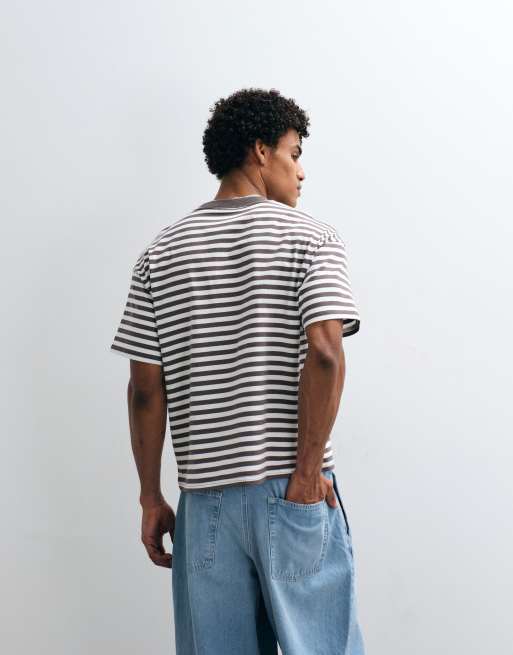 Exclusivité ASOS - Weekday - T-shirt oversize coupe carrée à rayures - Taupe et blanc cassé, 5 de 5