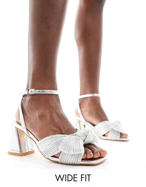 Exclusivité - Glamorous Wide Fit - Sandales à talon mi-haut et nœud - Argenté - view 1