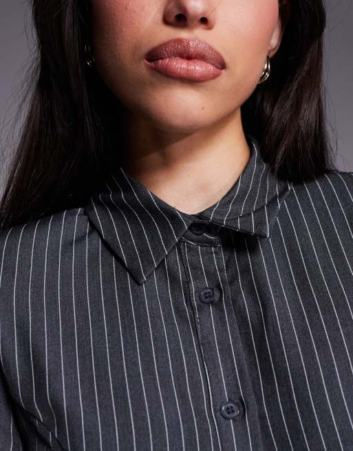 Exclusivité - Kaiia - Chemise cintrée boutonnée d'ensemble à rayures fines - Anthracite, 3 de 4
