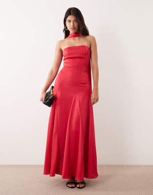 Exclusivité - Kaiia - Robe bandeau longue en satin avec détail foulard et ourlet à godets - Rose fruit du dragon
