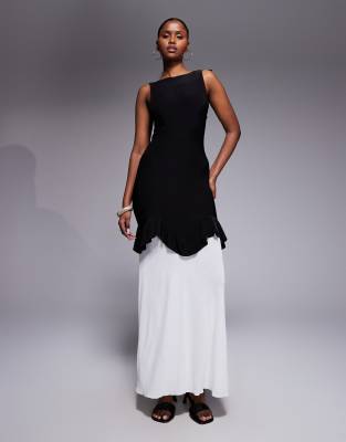 Exclusivité - - Robe longue près du corps à col montant et volants avec dos ouvert et ourlet en mousseline - Noir 40
