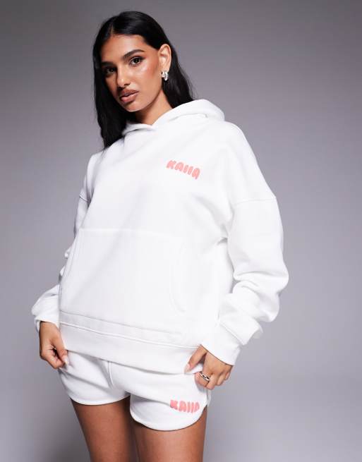 Exclusivité - Kaiia - Sweat à capuche d'ensemble oversize en coton majoritaire avec logo graphique et imprimé graphique au dos - Blanc et rouge  , 4 de 4