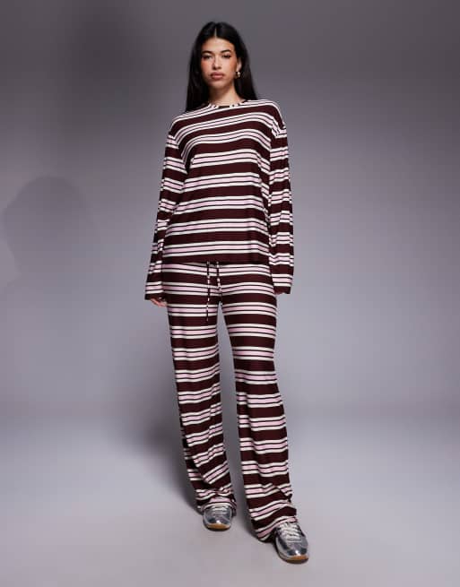 Exclusivité - Kaiia - Top d'ensemble oversize à manches longues et col ras de cou en jersey rayé ultra-doux - Bordeaux/rose, 2 de 4