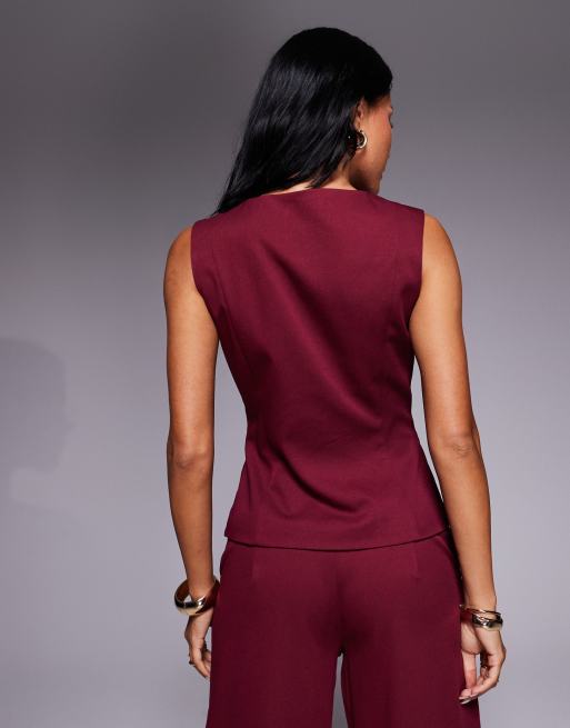Exclusivité - Kaiia - Top style gilet de tailleur sans manches d'ensemble à boutonnage asymétrique - Bordeaux, 2 de 4