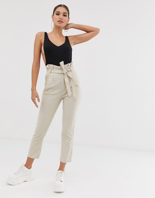Exclusivité PrettyLittleThing - Pantalon cigarette à taille haute froncée - Taupe