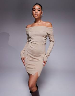 Exclusivité - Robe pull courte en maille à détails côtelés avec fente latérale et encolure Bardot rabattue - Sable-Neutre M