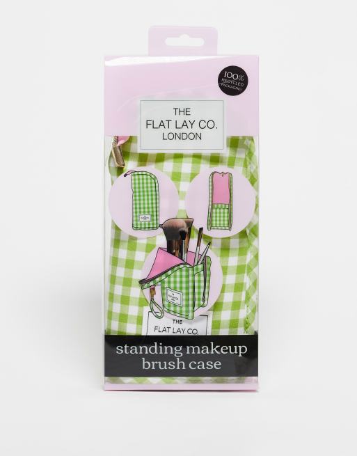 Exclusivité The Flat Lay Co. x ASOS - Étui à pinceaux de maquillage - Vichy vert, 3 de 4
