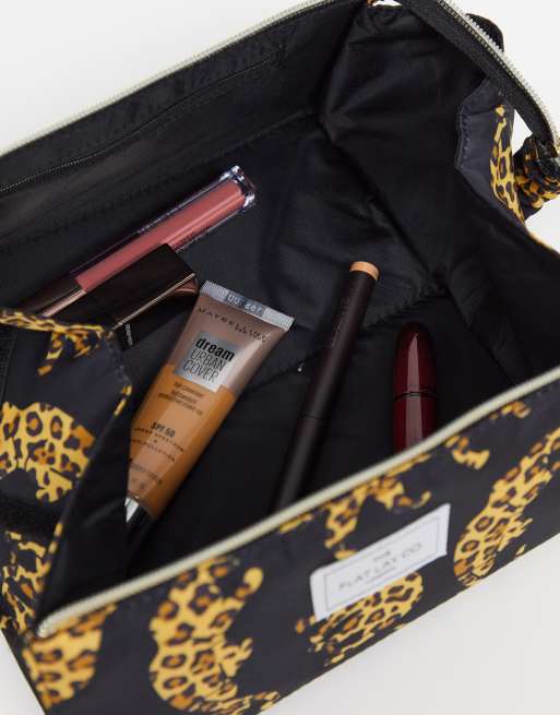 Exclusivité - The Flat Lay Co. X ASOS - Trousse de maquillage à fermeture éclair - Imprimé jaguar, 3 de 4