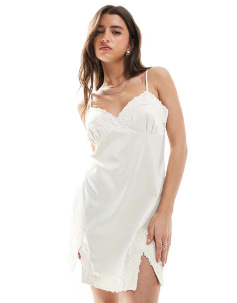 Exclusivité - The Frolic - Nuisette satinée avec finitions en dentelle - Crème - view 1