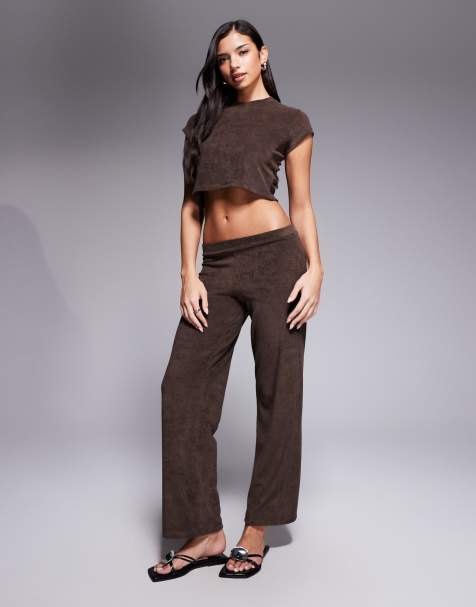 Exclusivité - The Frolic - Pantalon d'ensemble ample en tissu éponge riche en coton avec taille basse - Chocolat - view 1