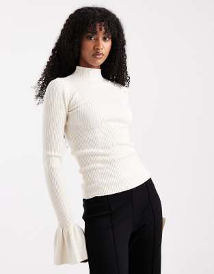 Exclusivité - - Pull en maille côtelée à manches évasées avec perles - Crème-Blanc 36