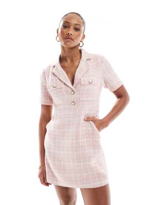 Exclusivité - The Frolic - Robe courte ajustée en bouclé avec manches courtes et boutons en forme de caurs - Rose à carreaux