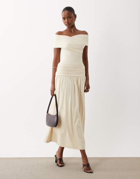 Exclusivité - The Frolic - Robe froncée longue et moulante avec taille basse et détail croisé asymétrique - Jaune - view 1
