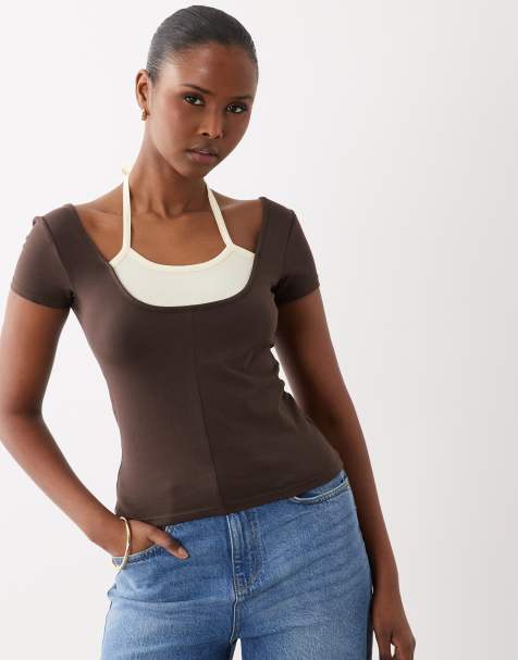 Exclusivité - The Frolic - T-shirt en jersey avec encolure américaine à superposition - Chocolat et jaune - view 1