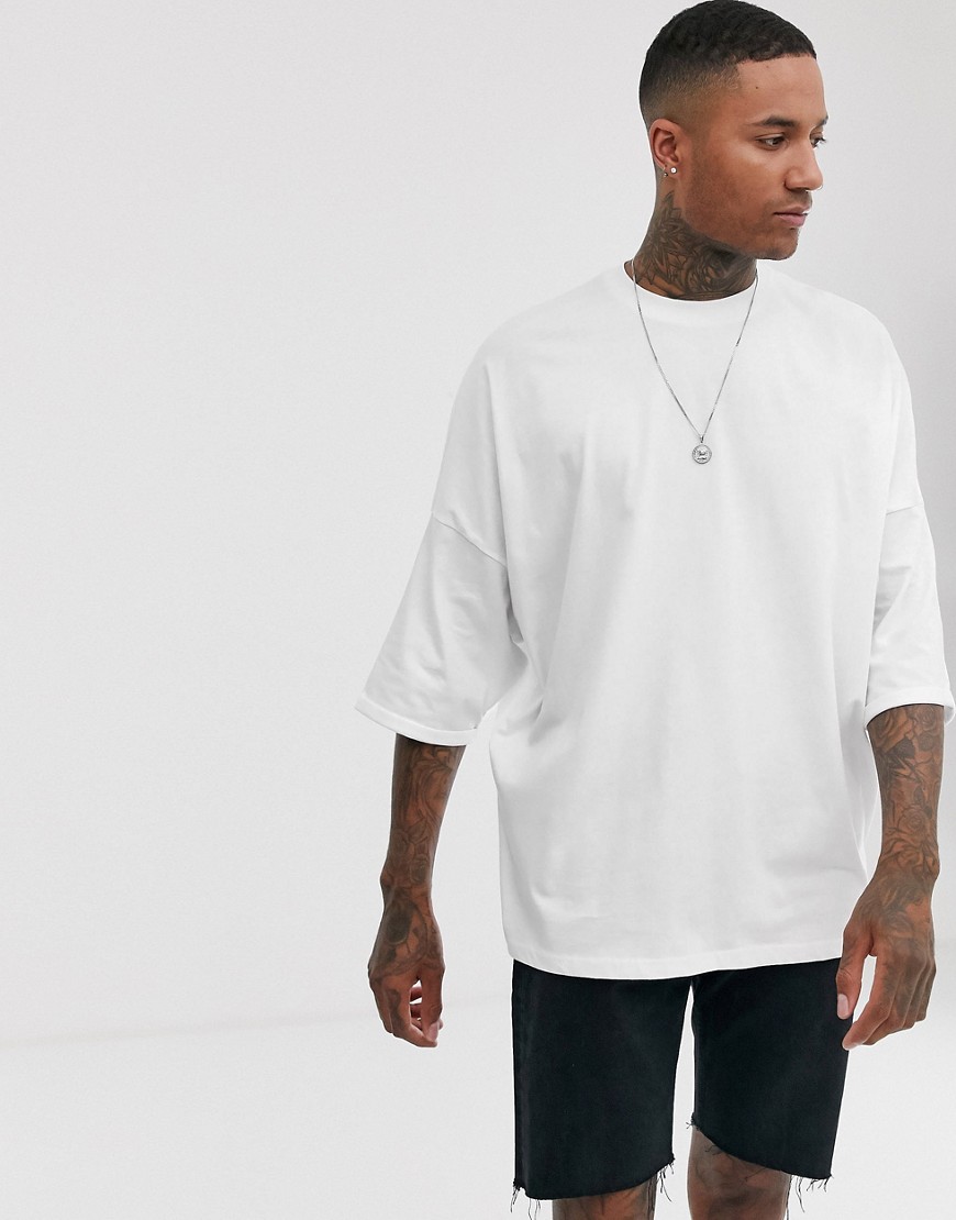 Extreme oversized longline t-shirt i hvid med oprullet ærmekant fra ASOS DESIGN