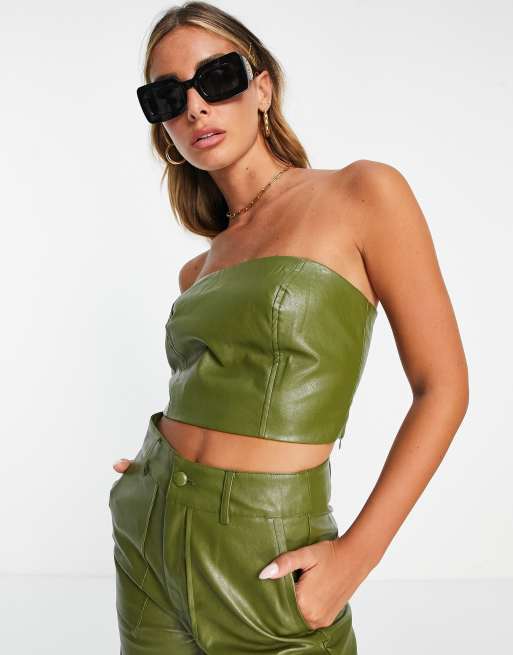 Extro & Vert - Broek met wijde pijpen en crop top van imitatieleer in donkergroen, 2 van 2