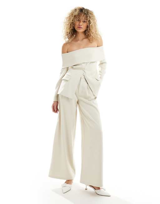 Extro & Vert - Elegante broek met hoge taille en knoopdetail in beige, deel van co-ord set