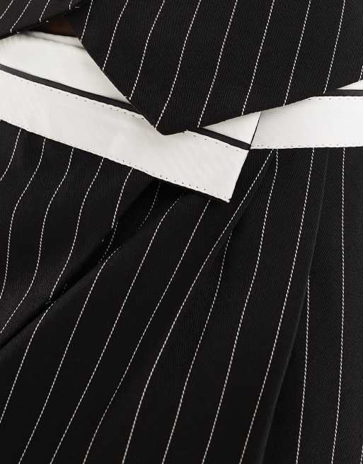 Extro & Vert – Elegante Hose mit Nadelstreifen und asymmetrischem Taillenbund in Schwarz, Kombiteil, 5 von 5