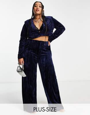 Extro & Vert Plus boxy cropped blazer in navy sapphire velvet co-ord