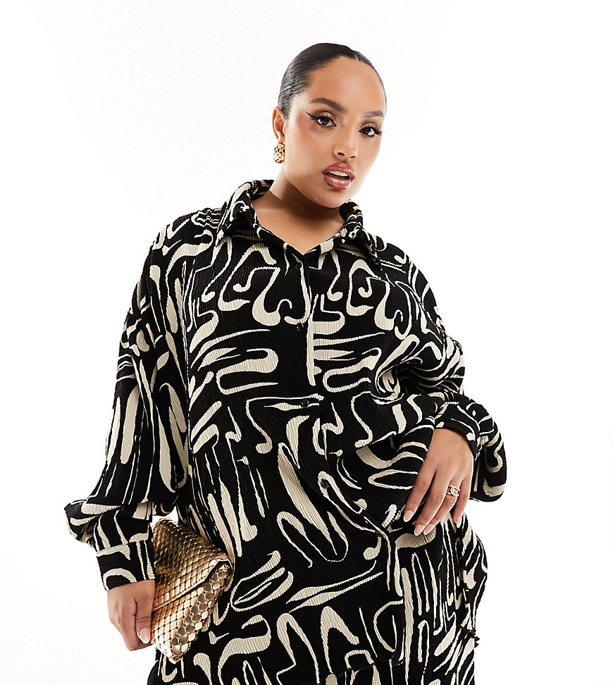 Extro & Vert Plus plisse shirt in abstract print co-ord-Black