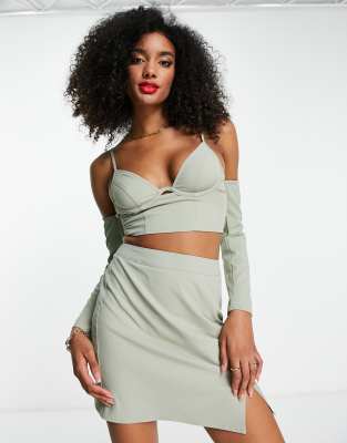 Extro & Vert Extro & Vert structured crop with detachable sleeves in sage co-ord-Green