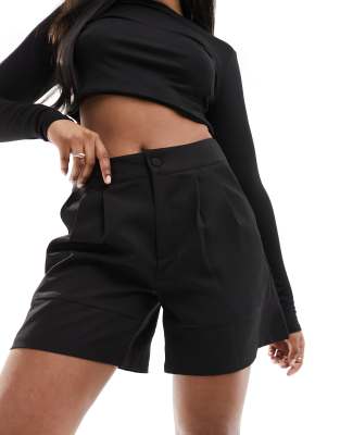 Extro & Vert Extro & Vert tailored highwaisted shorts in black