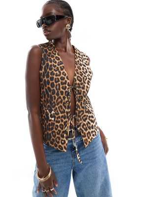 Extro & Vert tie front blazer top in leopard