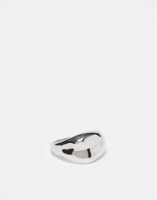 Faded Future - Anello a cupola con finitura martellata color argento