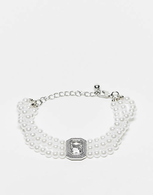 Faded Future – Bransoletka w kolorze srebra z trzema rzędami sztucznych pereł i dużą ozdobą z kryształkiem