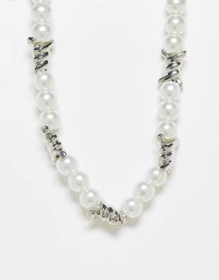Collier Fantaisie Multi-rangs La Fée Carabosse - Perles Et Oxydes Rouges - Style Ancien - Occasion