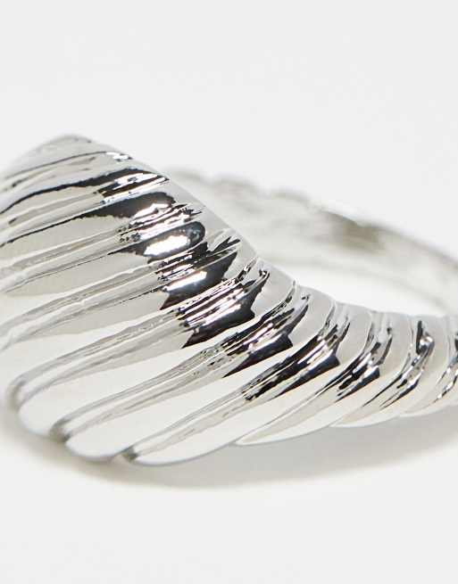 Faded Future - Koepelvormige ring met textuur in zilver, 2 van 4