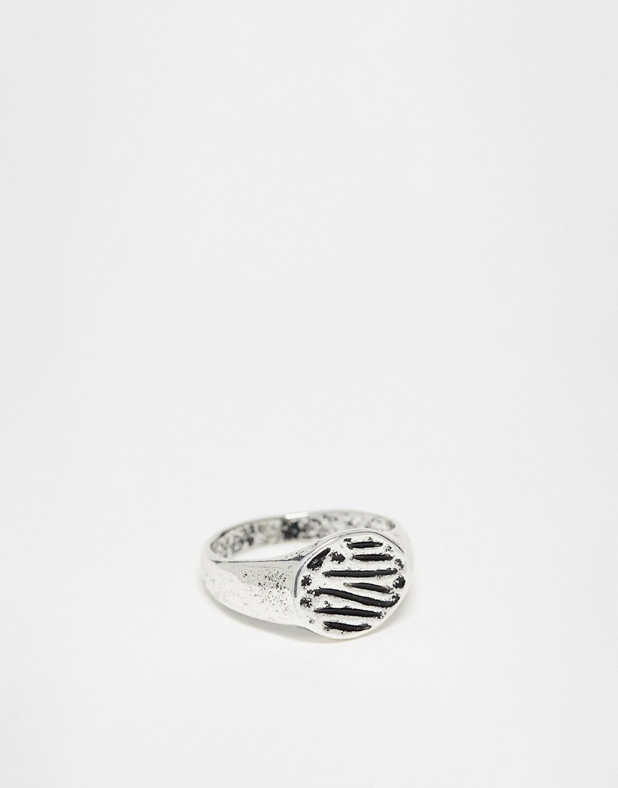 Faded Future textured signet ring in silver-Gold