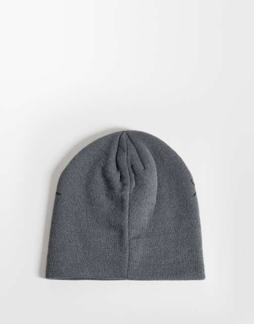 Faded Store gothic skull beanie in dark grey, 3 of 3