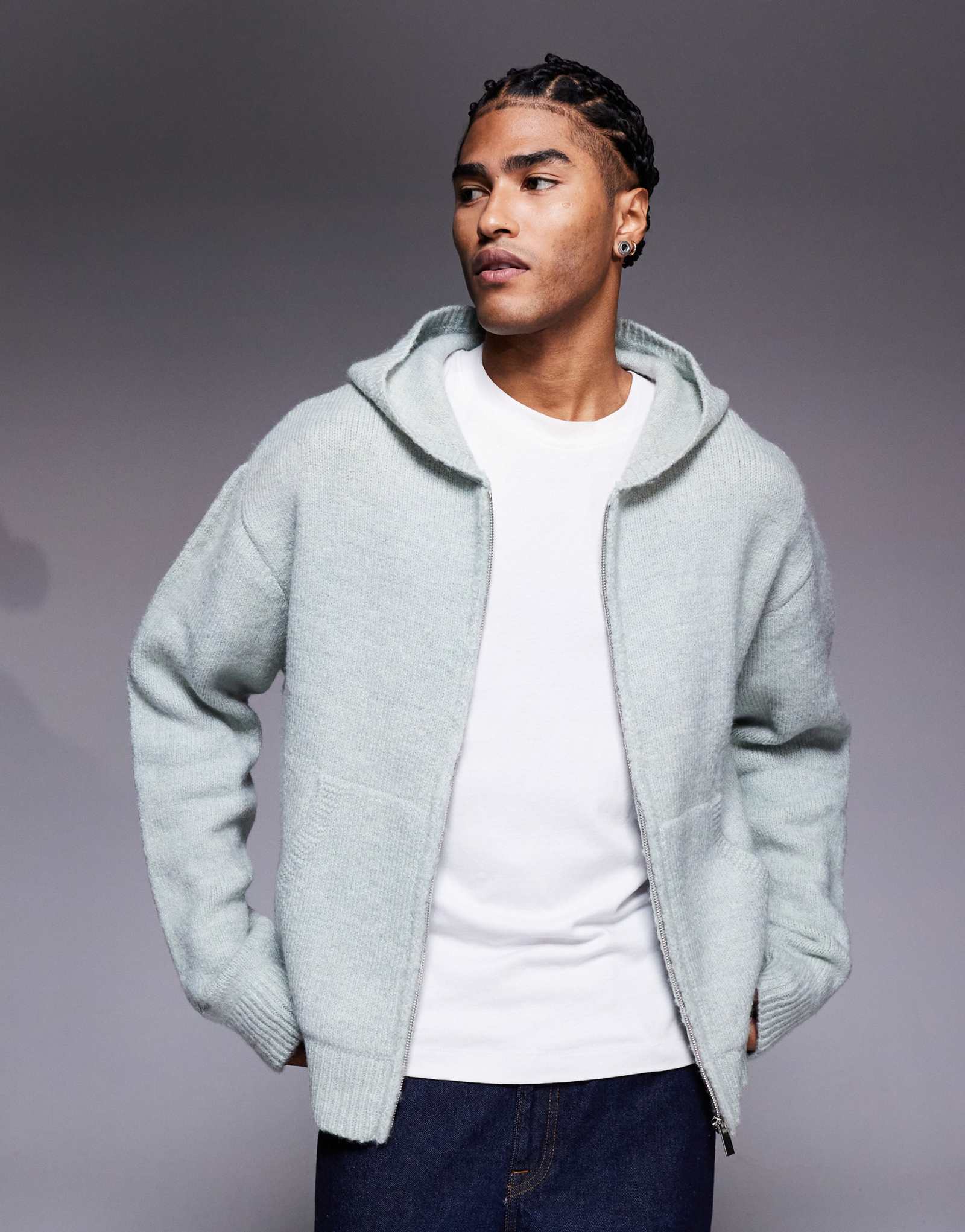 Выцветшая трикотажная толстовка на молнии из магазина в зеленом цвете