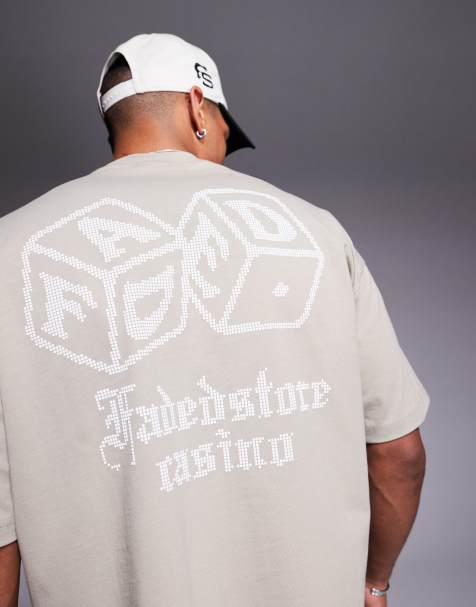 Faded Store – Ljusbeige t-shirt med kontrastfärgat tärningsmotiv baktill - view 1