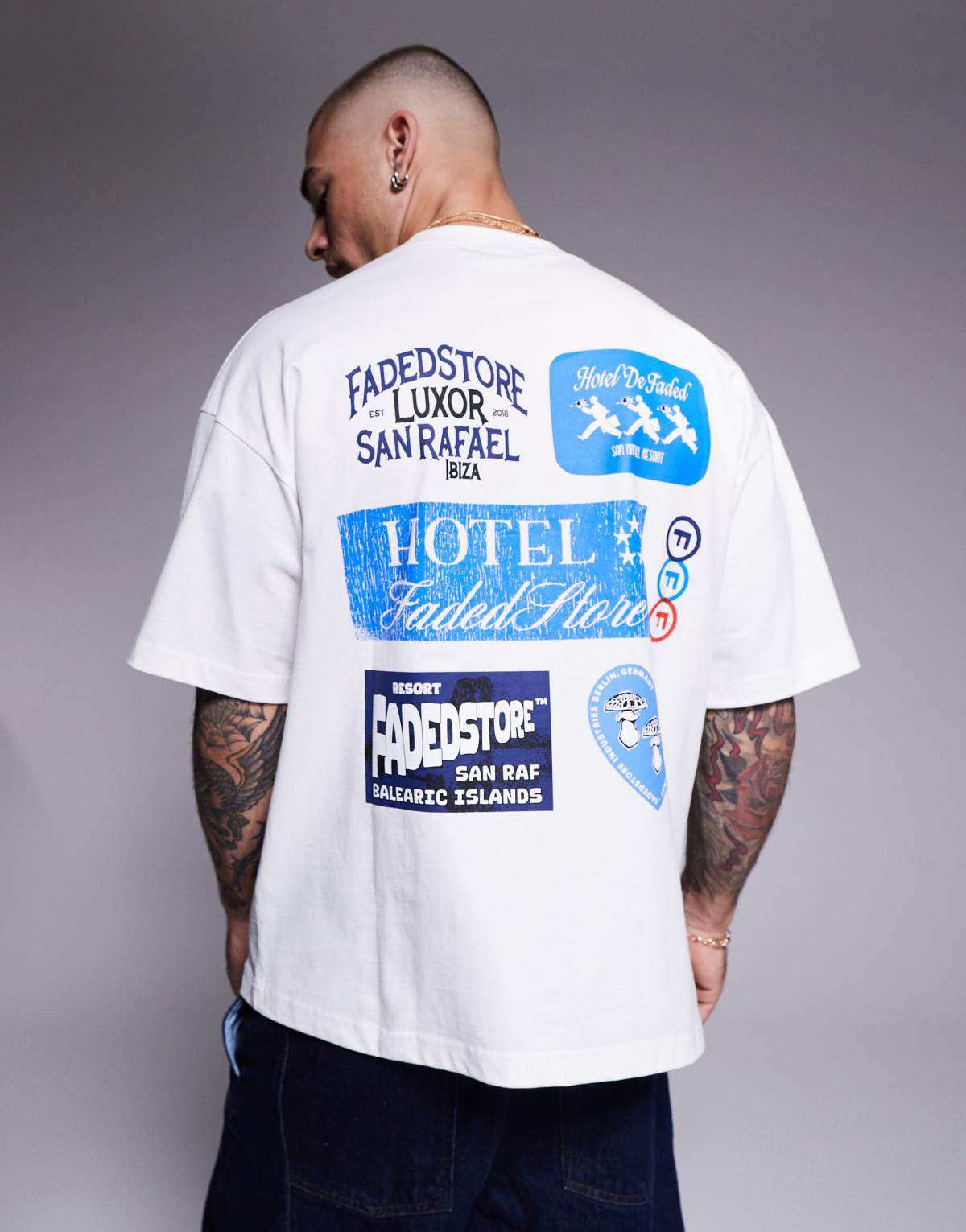 Faded Store lugage graphic back print t-shirt in cream