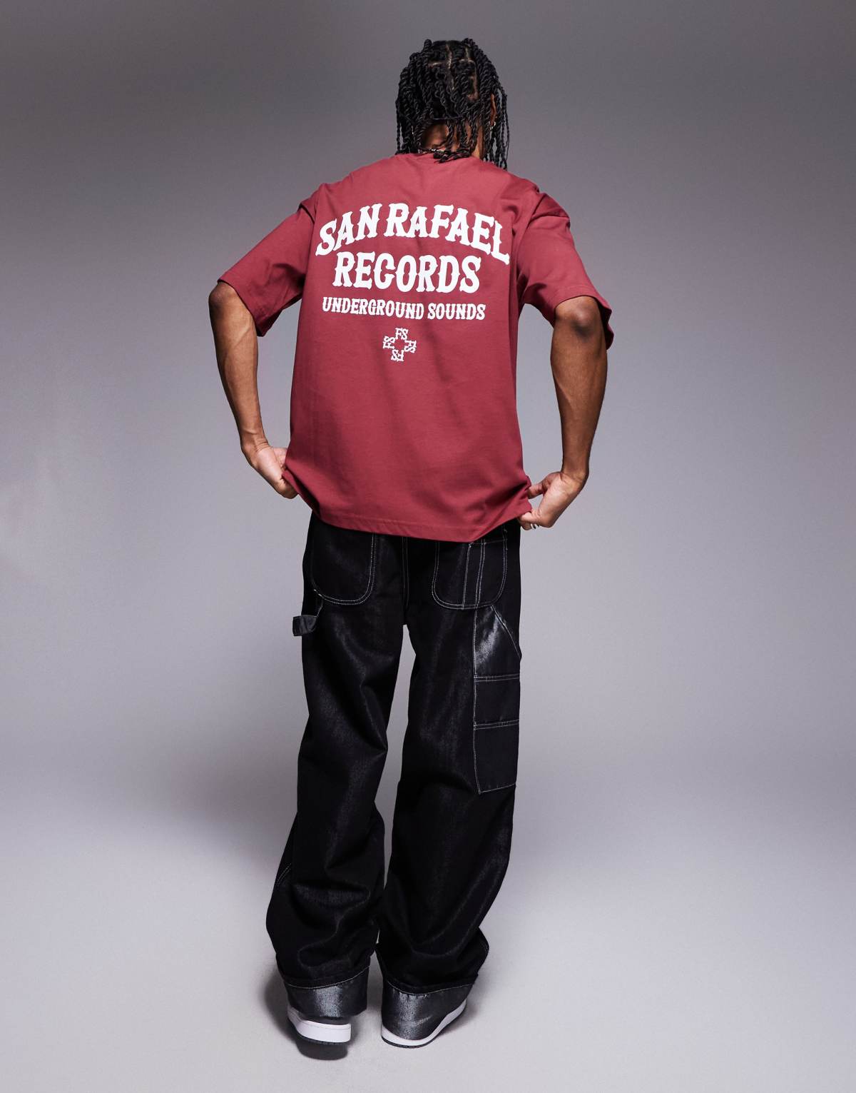 Faded Store records motif back t-shirt in burgundy