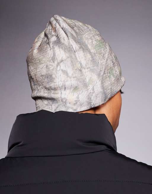 Faded Store skull beanie in camo print, 3 of 3