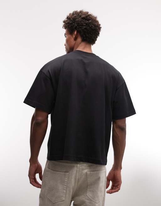 Faded Store – T-Shirt in Schwarz mit Gothic-Logoprint auf dem Rücken, 4 von 5