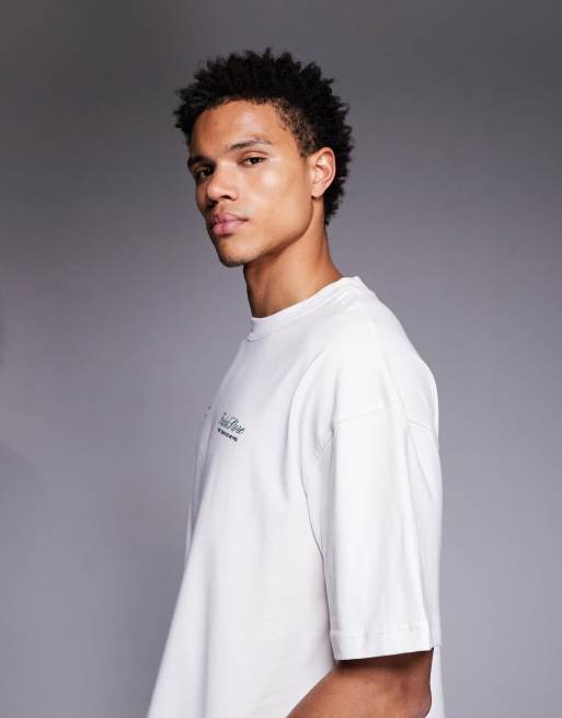 Faded Store - T-shirt met Late Nights-print op de achterkant in beige, 4 van 5
