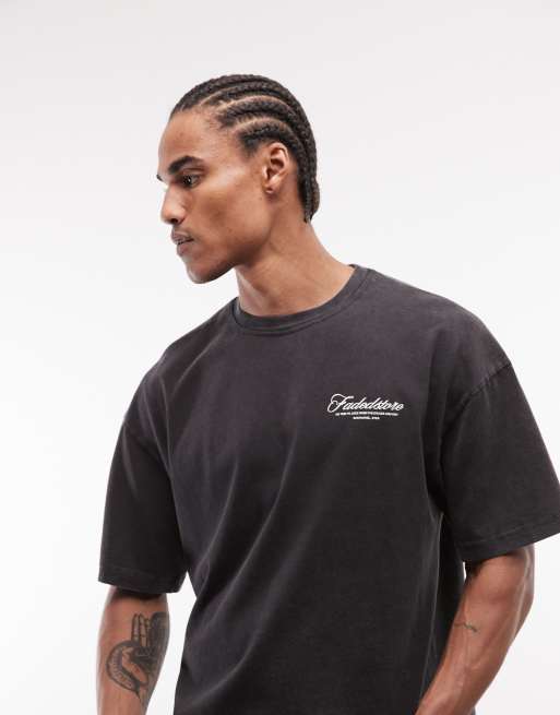 Faded Store - Vasket sort T-shirt med logo og spillekortsprint på ryggen, 3 af 5