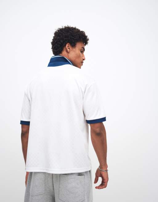 Faded Store - Voetbalshirt met logo en contrasterende kraag in grijs multi, 2 van 5