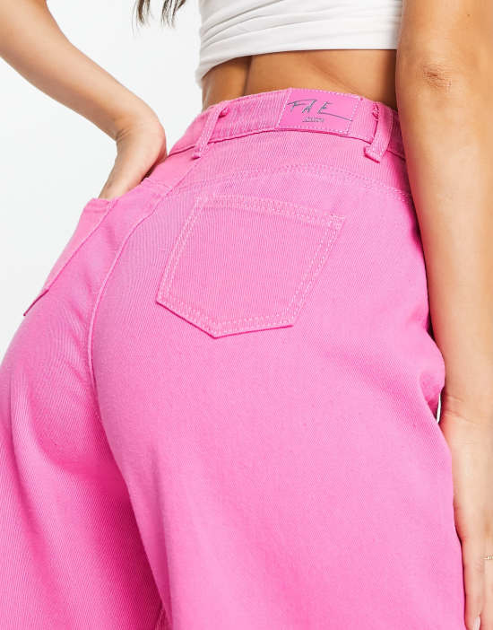 https://images.asos-media.com/products/fae-high-waist-wide-leg-jeans-in-fuchsia-pink-wash/203881059-3?$n_550w$&wid=550&fit=constrain