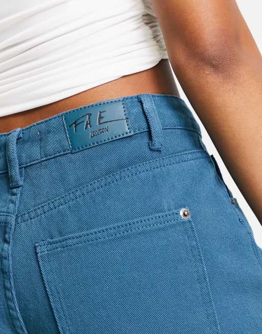 Fae - Jeans in jaren 90-stijl met lage taille en wijde pijpen, 3 van 4